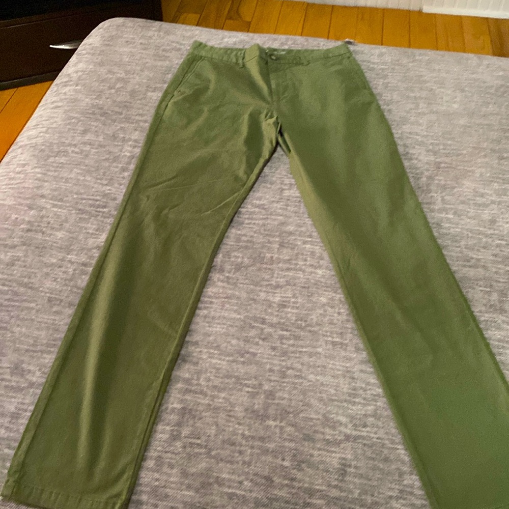 BNWT Men’s Old Navy Khaki Pants - Picture 1 of 5